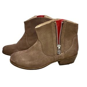 STEVE MADDEN Leonn Leather Hidden Zip Panel Tan Booties Sz 6.5